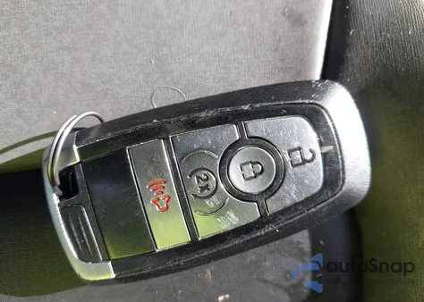 2021 Ford Bronco Black Diamond z USA, uszkodzony, nr VIN 1FMEE5BH4MLB08306